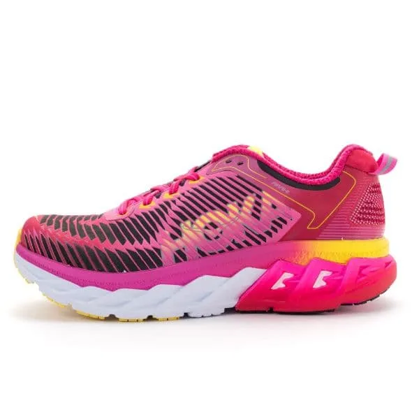      Hoka 1016259/VPNF Arahi